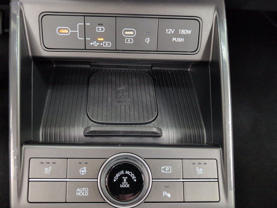 Fahrzeugabbildung Hyundai KONA MY25 1.6T AT 4WD PRIME 360+NAVI+LED+SHZ+QI+