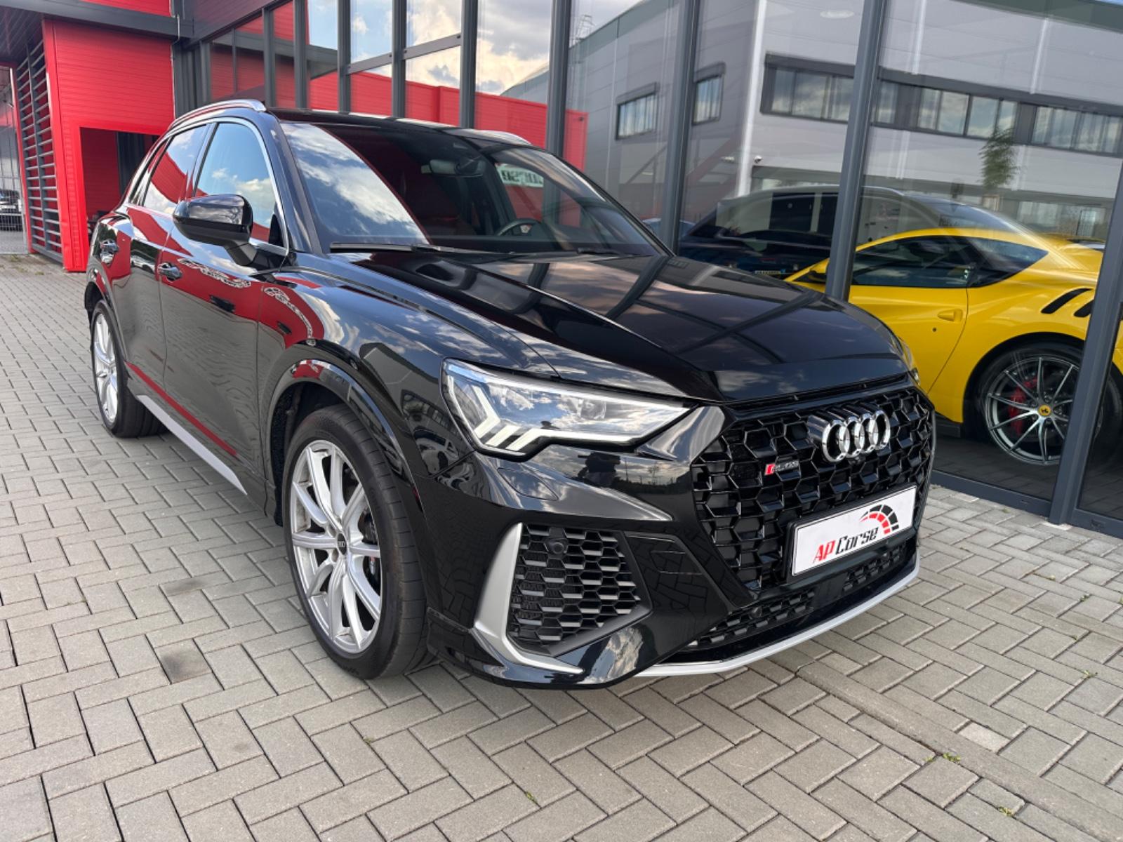 Audi RSQ3 2.5 TFSI quattro