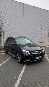 Mercedes-Benz GLE 500 4MATIC -AMG63 PAKET,360,LED,AHK,VOLL - Mercedes-Benz GLE 500 von privat