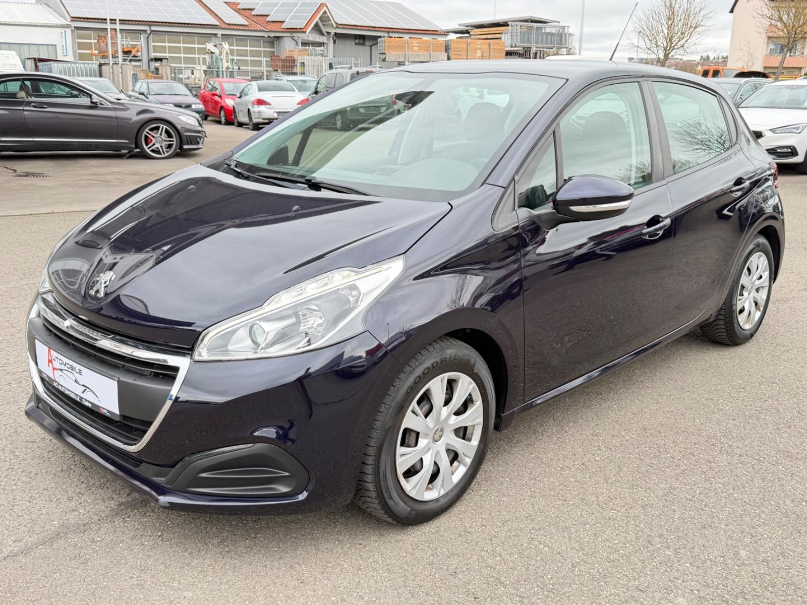 Peugeot 208 1.2L Active_Klima_Kamera_Tempomat_38TKM