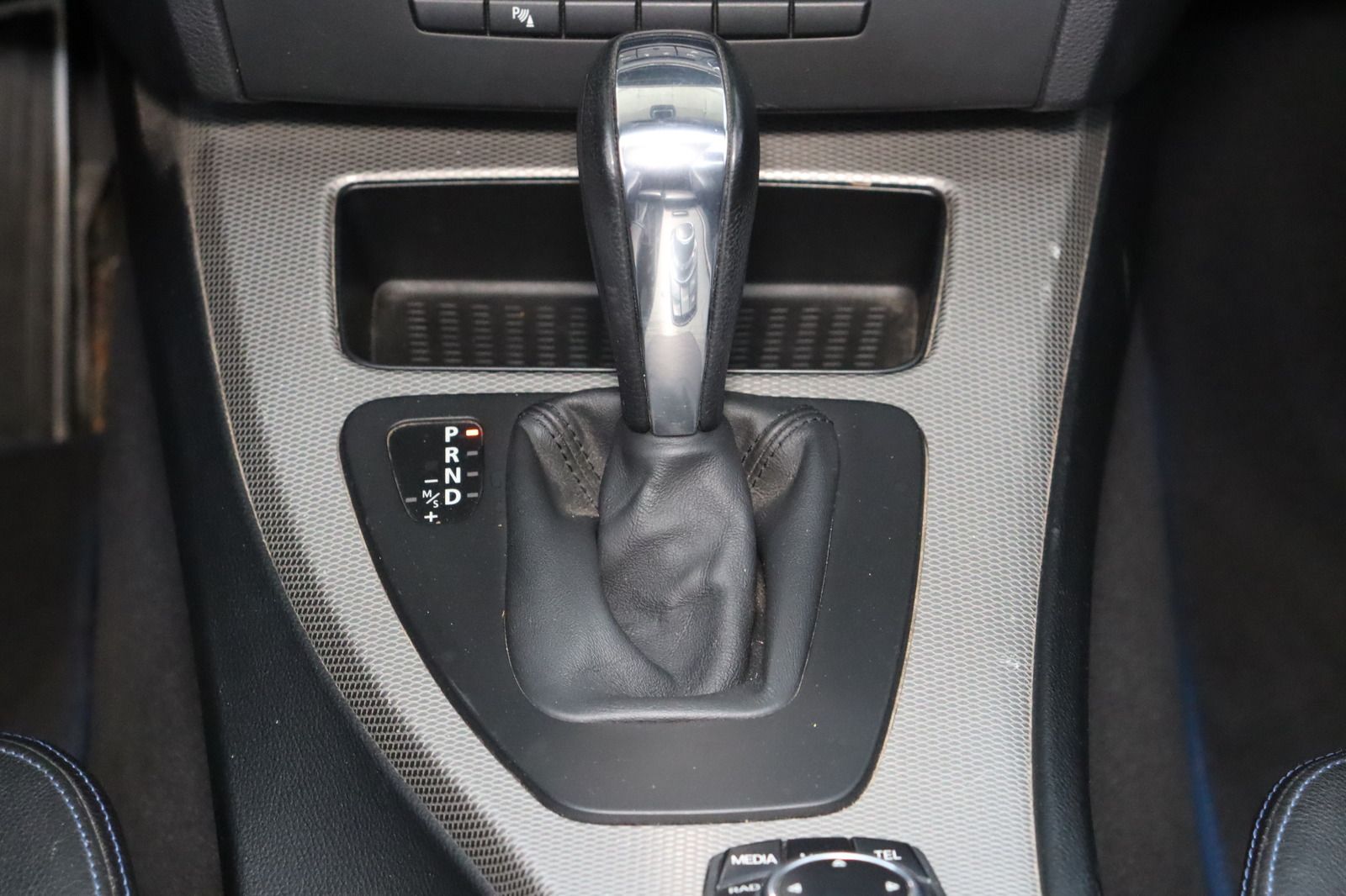 Fahrzeugabbildung BMW 320 i Cabrio Edition M-Paket * Xenon