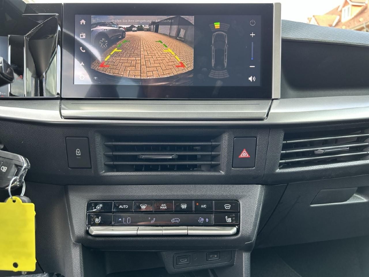 Fahrzeugabbildung Opel Frontera Ultimate 1.2 107 kW