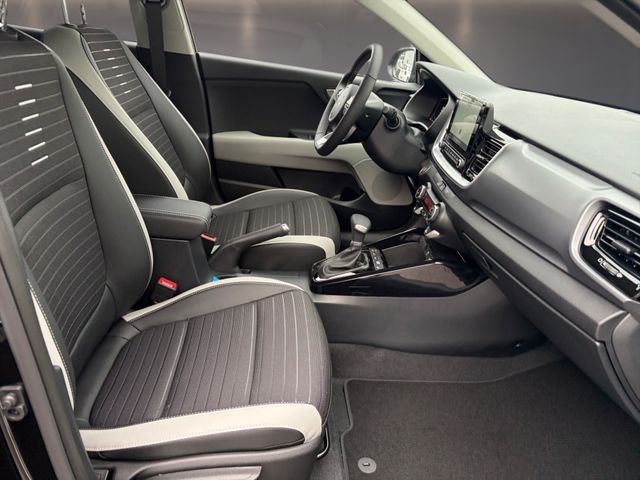 Fahrzeugabbildung Kia Stonic (YBCUV) Spirit Navi LED Apple CarPlay And