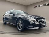 Mercedes-Benz E 250 D 4M T AVANTG COMAND/360°/GSD/ACC/AHK - Mercedes-Benz E 250 in Hamburg