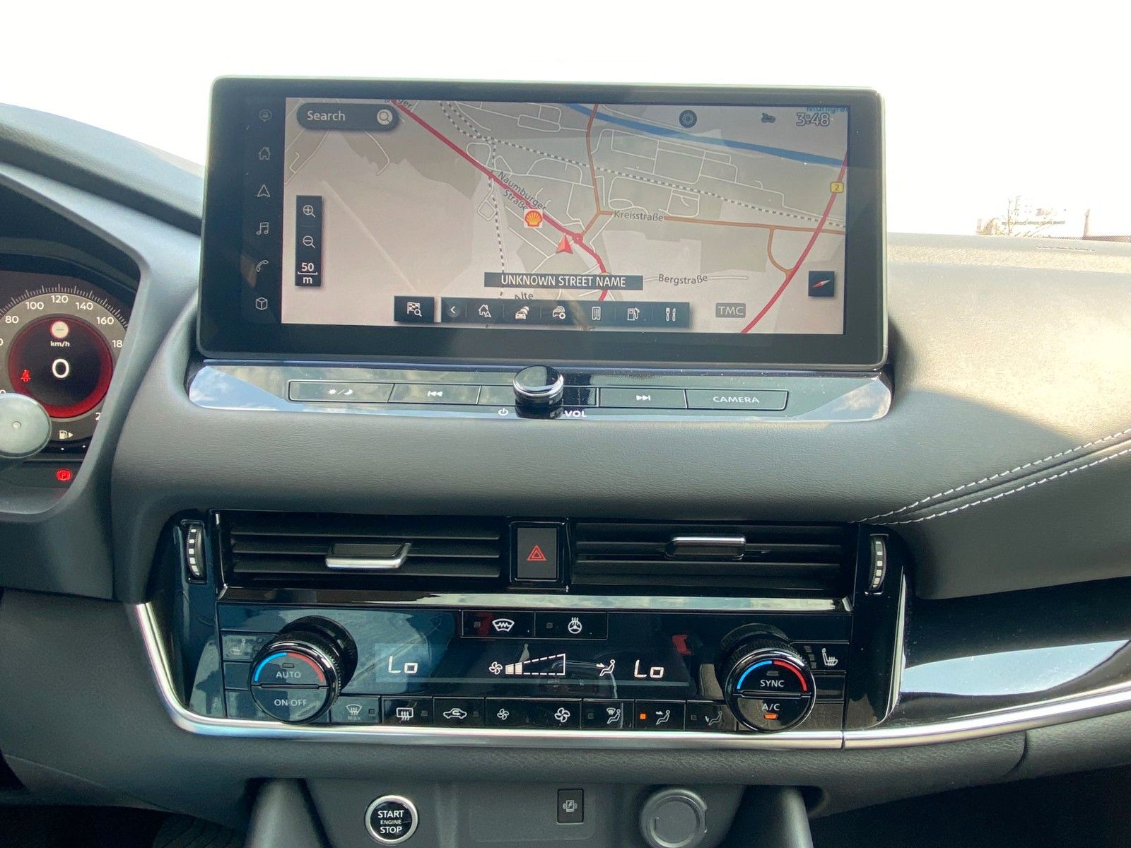 Fahrzeugabbildung Nissan Qashqai 1.3 DIG-T AT N-Connecta WINTER-P.+PANO
