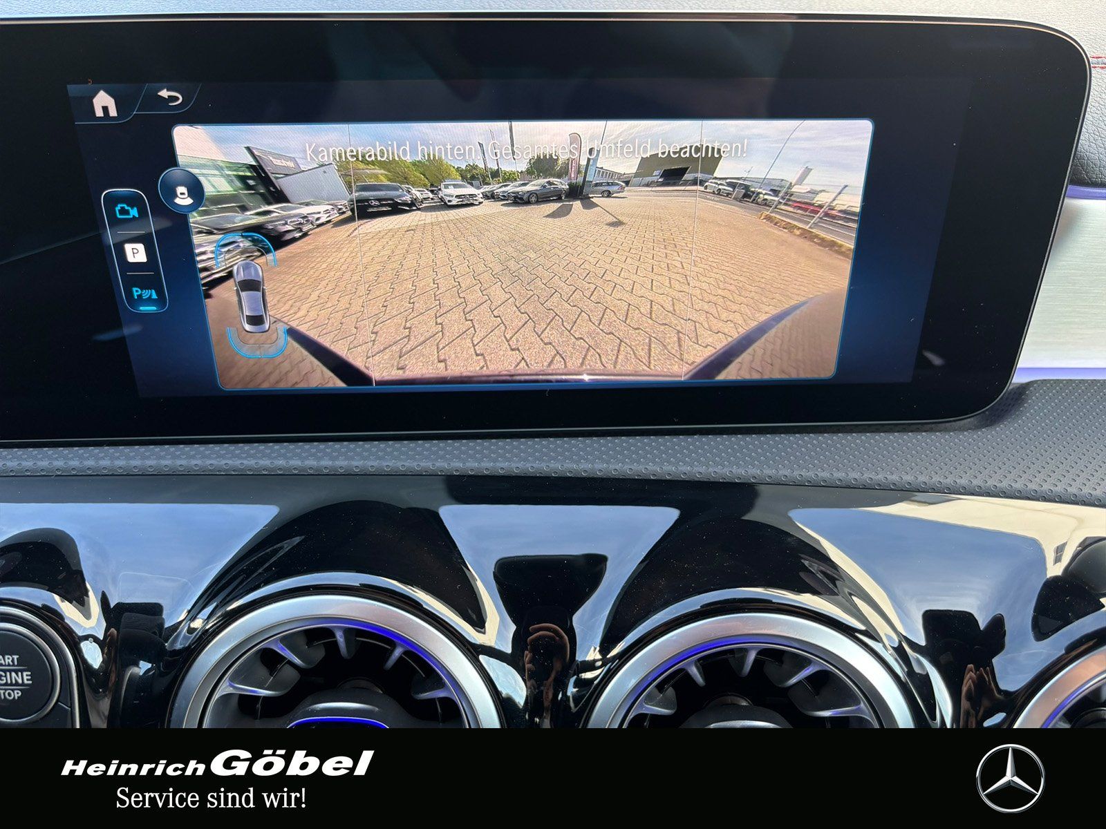 Fahrzeugabbildung Mercedes-Benz CLA 200 AMG*KEYSLESS*APPLE-CARPALY*AMBIENTEBEL