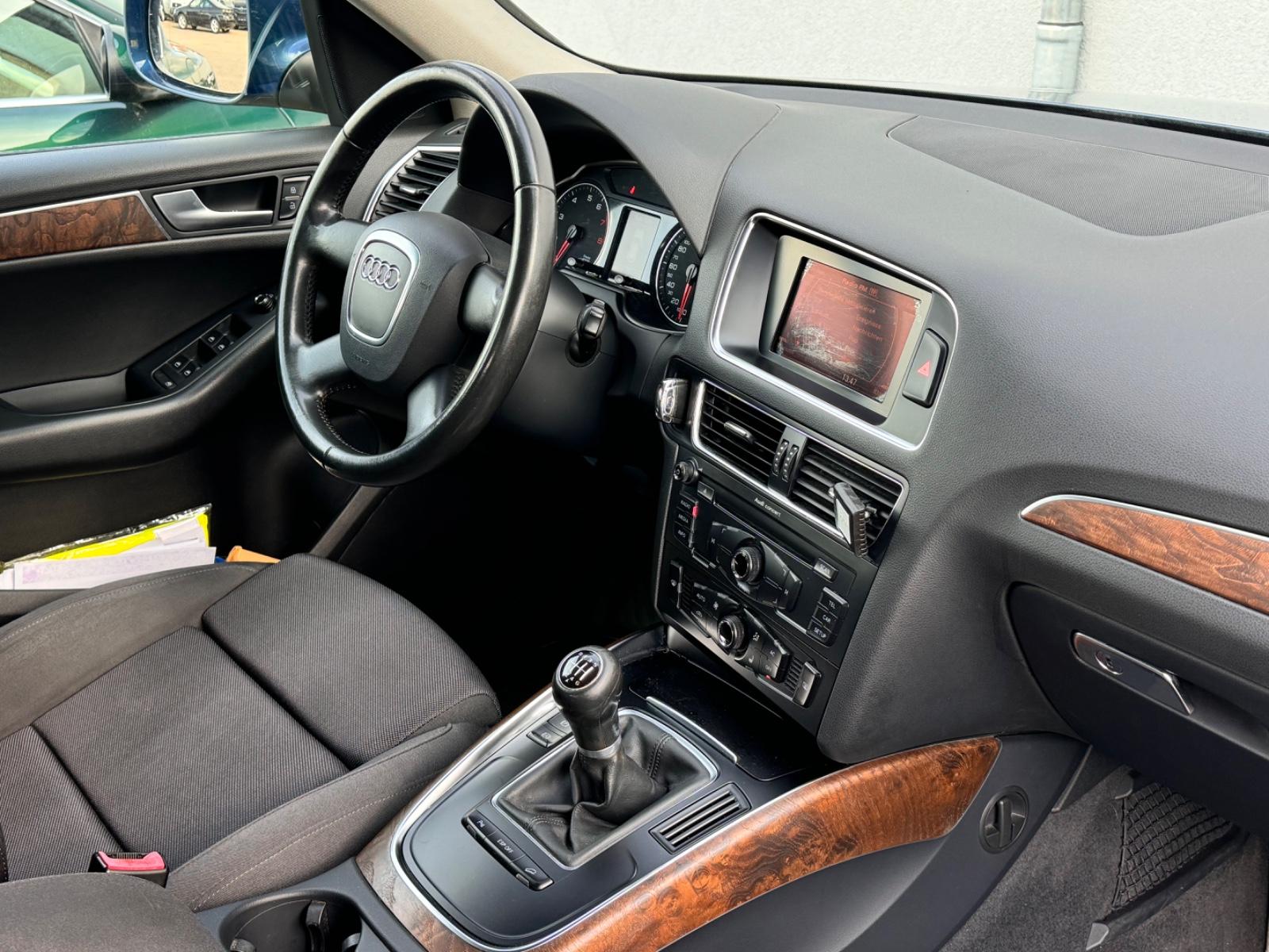 AUDI Q5 - 2.0 179 CV - BVM - ATTELAGE