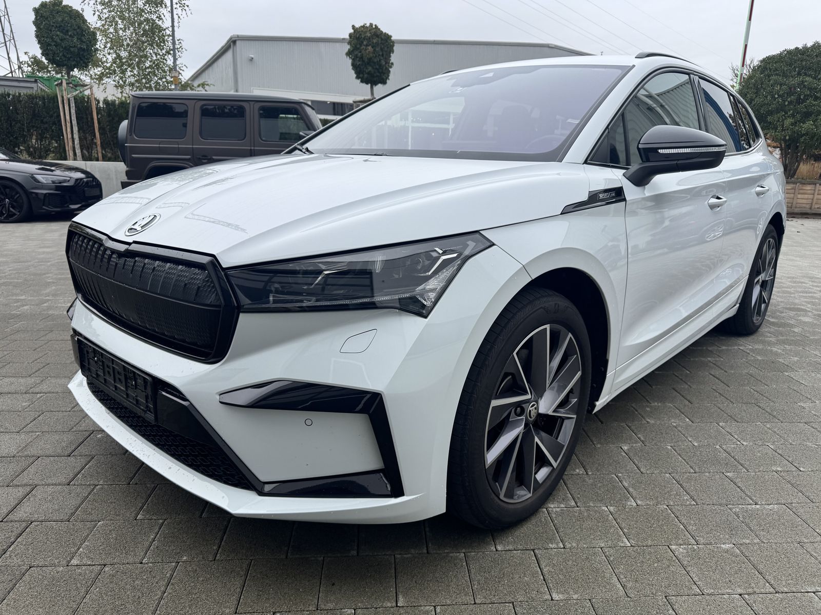 Skoda Enyaq IV80 x Sportline | AHK | Wärmepumpe