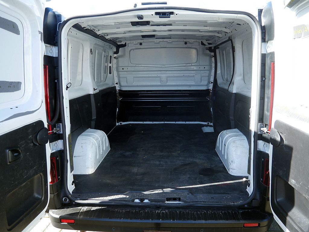 Fahrzeugabbildung Renault Trafic Komfort L1H1 Blue dCi 110 PDC AHK LED