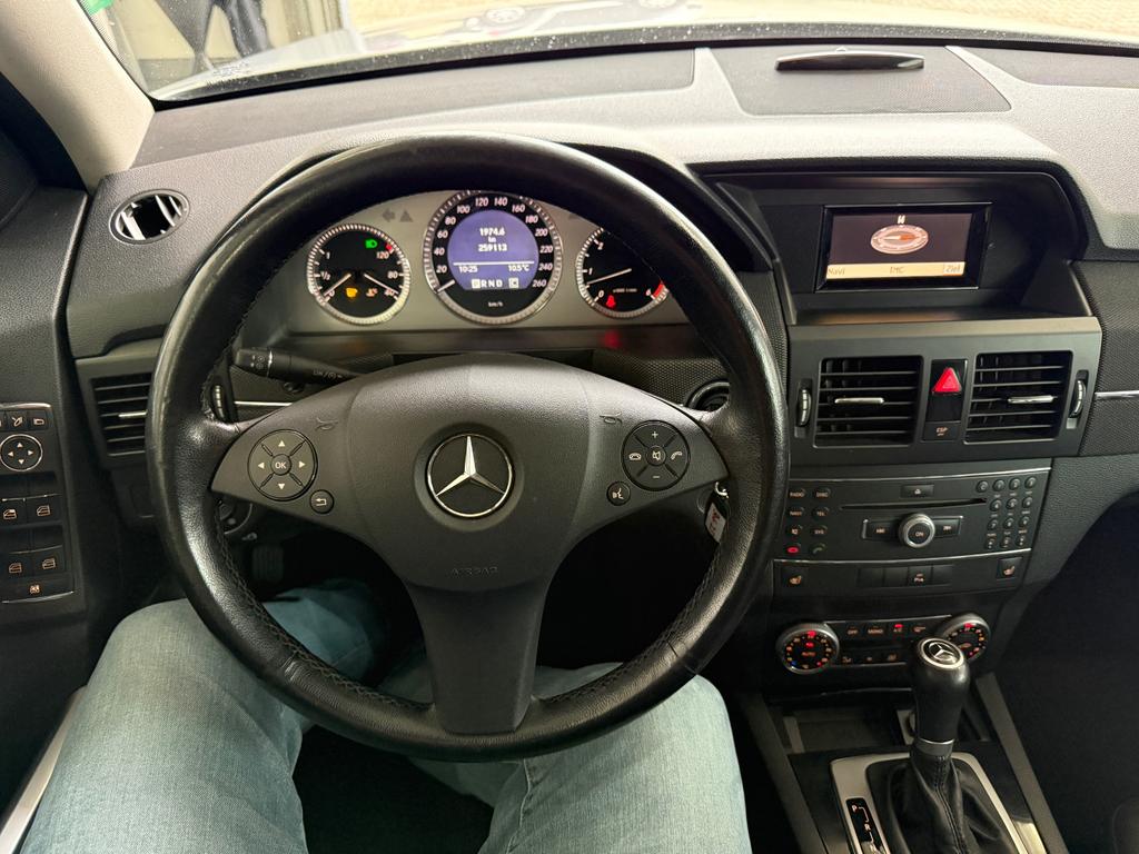 Mercedes-Benz GLK 320