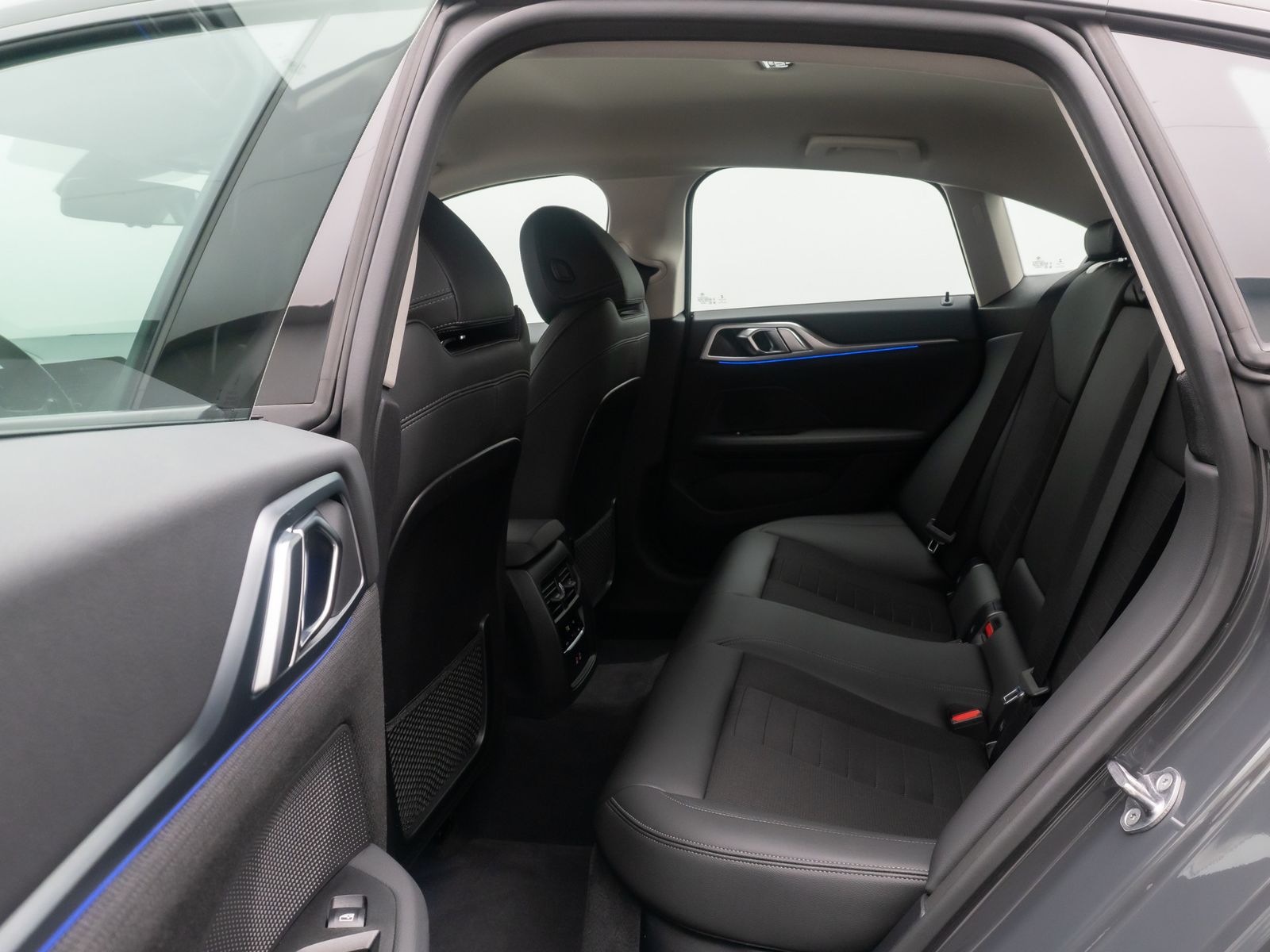 Fahrzeugabbildung BMW 420 Gran Coup&eacute; xDriv HiFi Kamera DAB Laser Sport