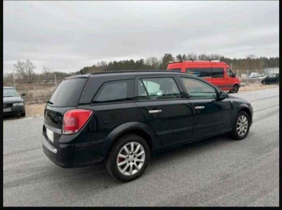 Opel Astra 2005 — photo 5