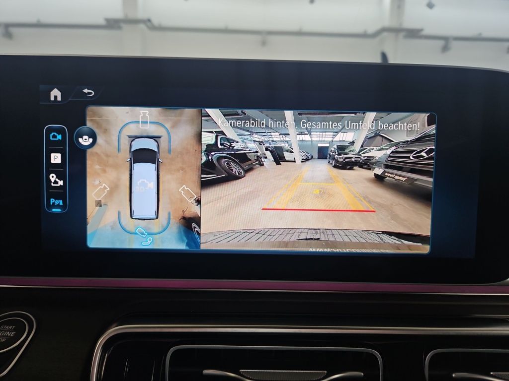 Fahrzeugabbildung Mercedes-Benz V 300 AVG extralang 4x4 7 Sitze 2,5t AHK Sound