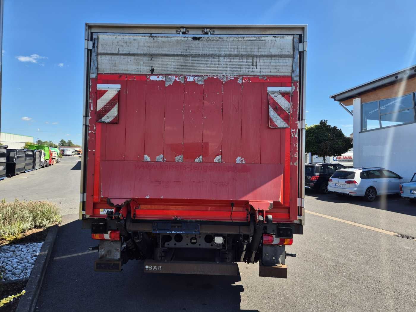 Fahrzeugabbildung Mercedes-Benz Antos 1830 LL 4x2 Ladebordwand Carrier Supra 750