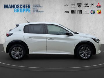 Peugeot 208 Allure Pack e- 136 Kam.+LED+Navi+SHZ