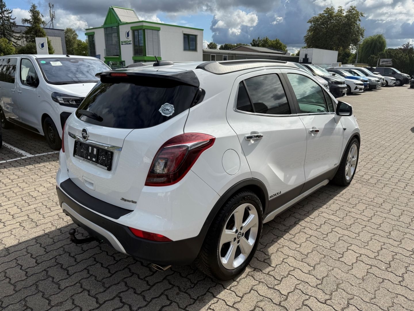 Fahrzeugabbildung Opel Mokka X Innovation mit Allwetter+PDC+AHK