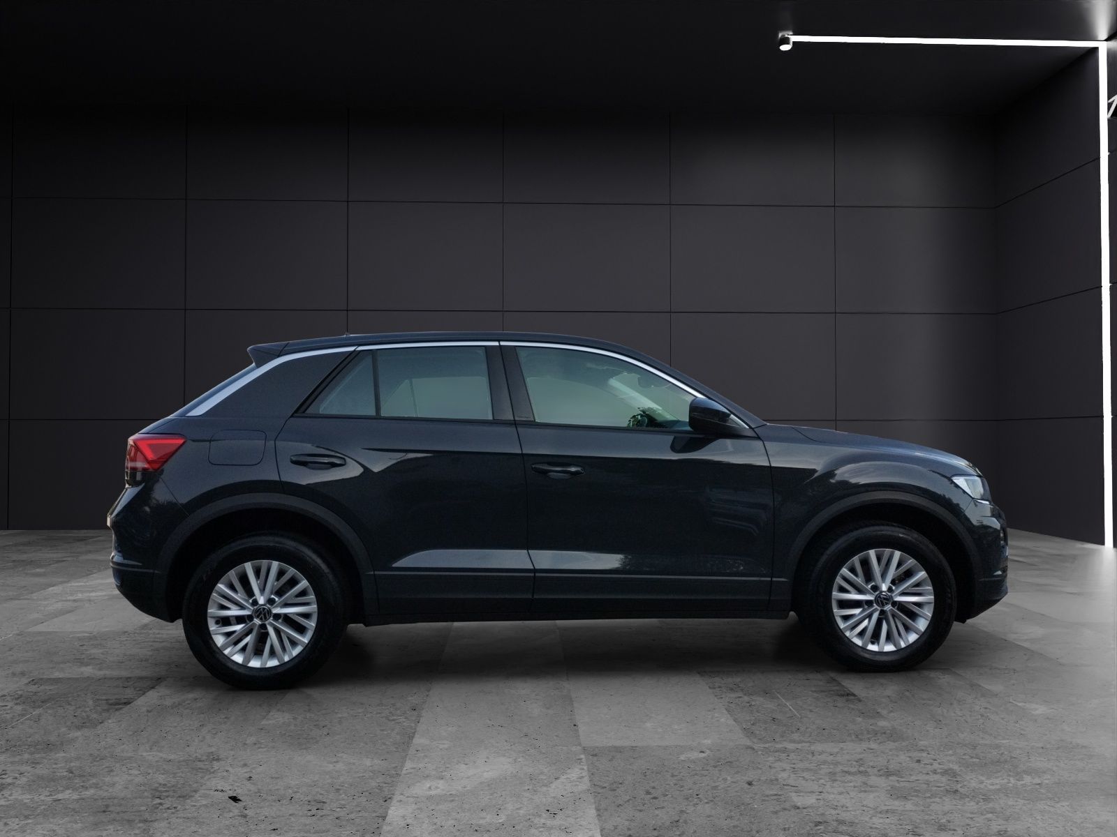 Fahrzeugabbildung Volkswagen T-Roc TSI AHK SHZ Klima WeConnect DAB+