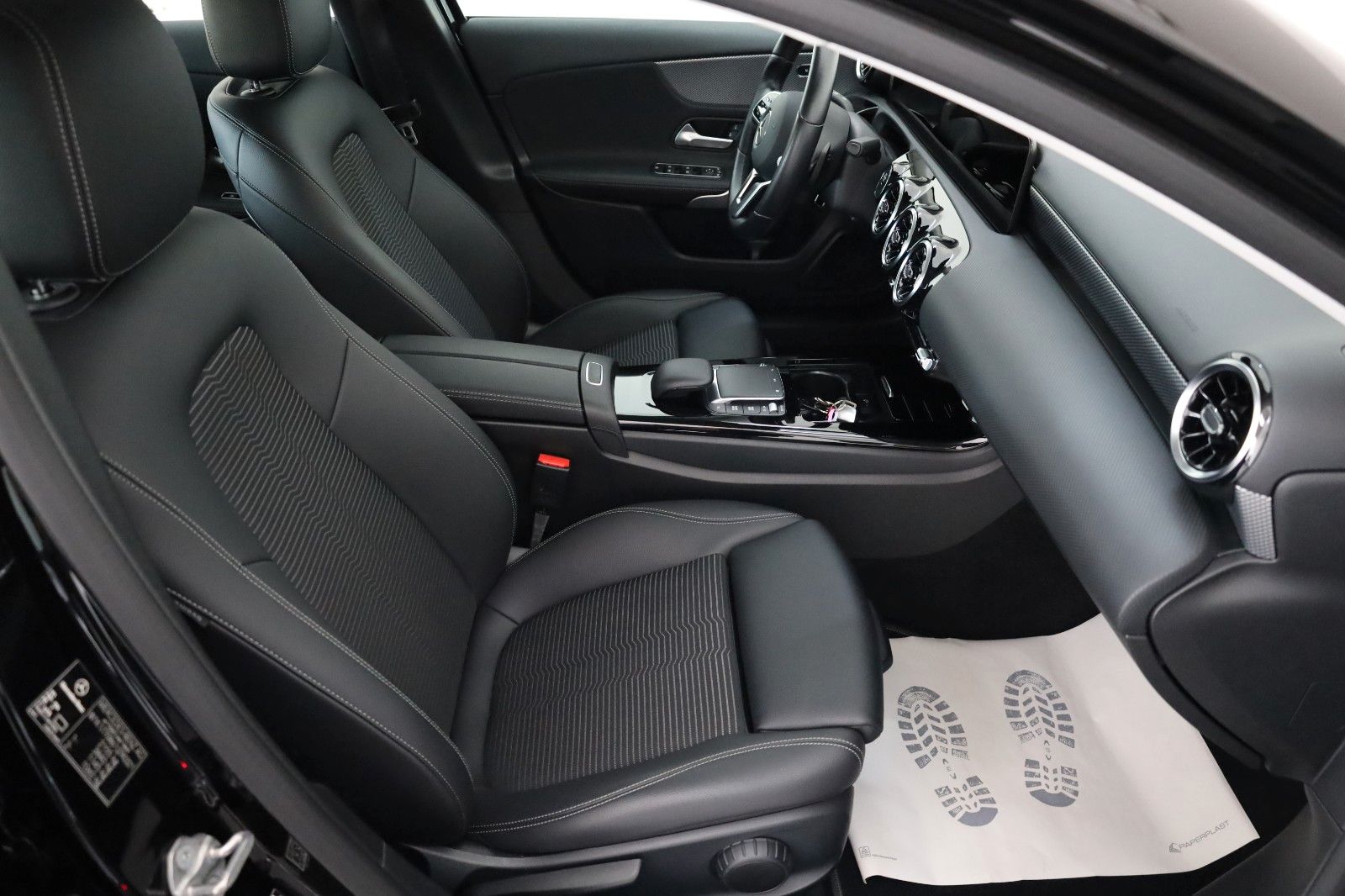 Fahrzeugabbildung Mercedes-Benz A 250 e Progressive,T.Leder,Navi,LED,SH, SR+WR