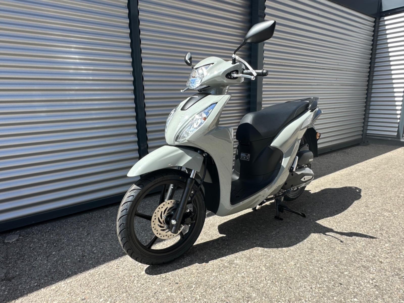 Honda VISION 110 / WIE NEU / SERVICE NEU !!