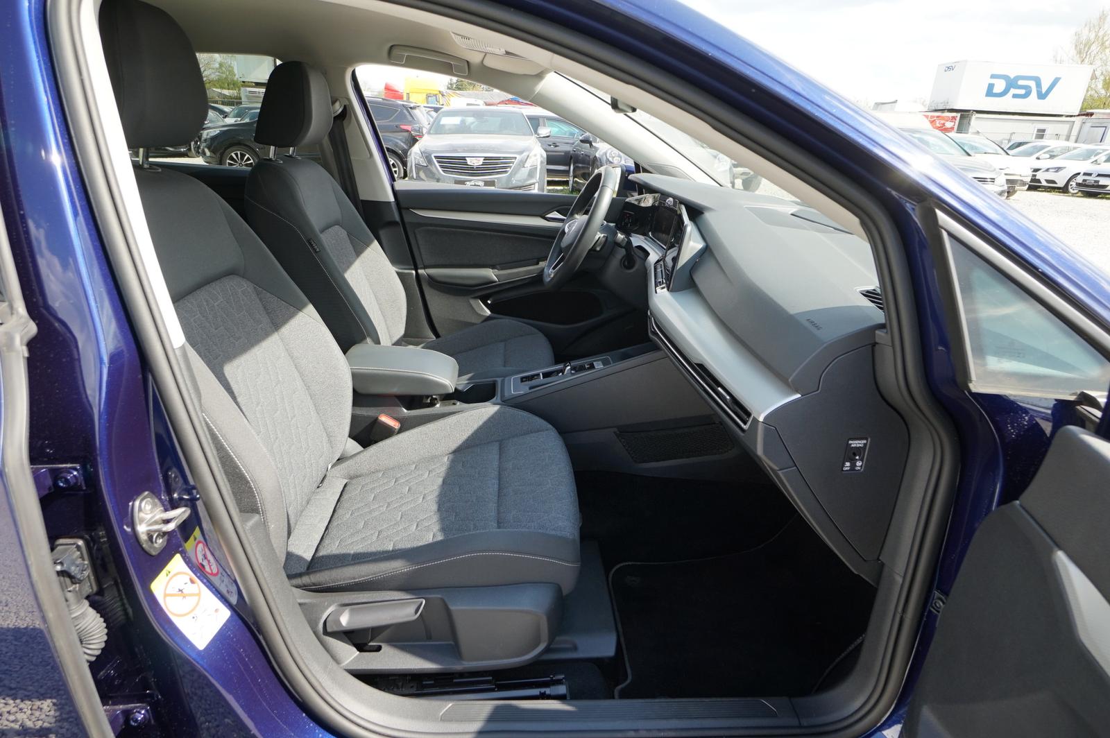 Volkswagen Golf VIII 1.0 eTSI Move DSG CarPlay ACC LED, миниатюра 21