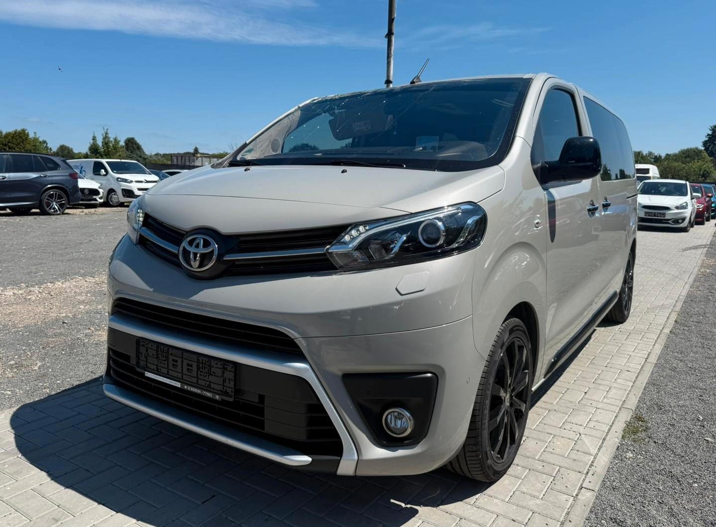Toyota Proace Verso L1 Executive Standheizung Head-UP