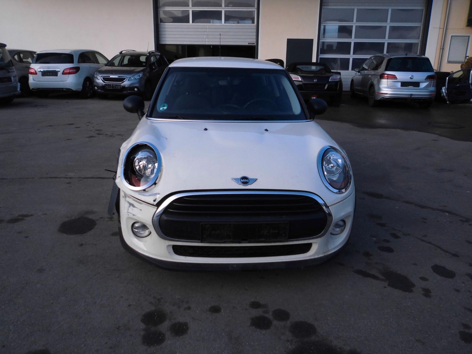 MINI ONE_FIRST Mini 3-trg. One First