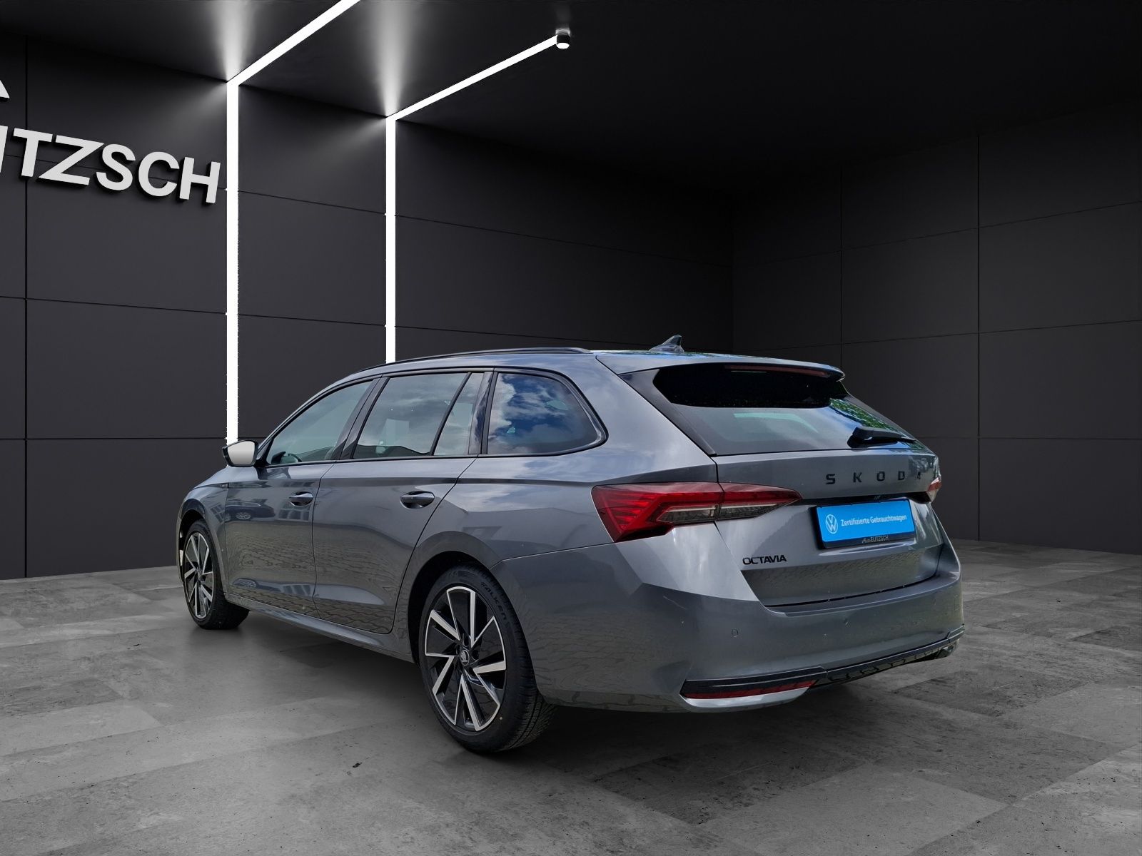 Fahrzeugabbildung SKODA Octavia Combi TDI Sportline DSG Matrix Navi AID