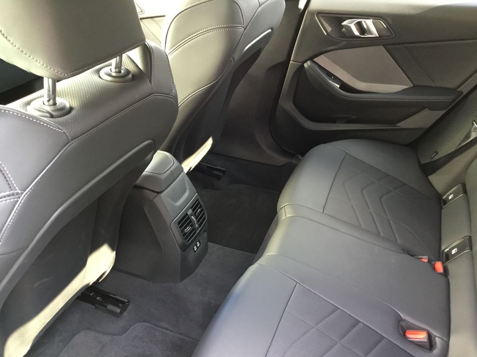 BMW 220 Gran Coupé - Bild 16