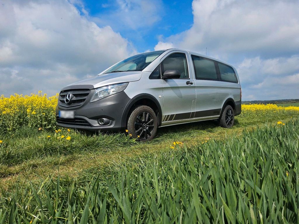 Image of Mercedes-Benz Vito