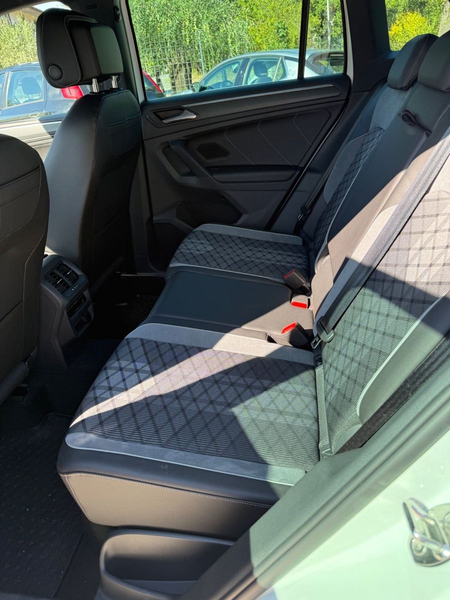 Volkswagen Tiguan 2.0 TDI 150 CV SCR DSG 4MOTION imagem 3