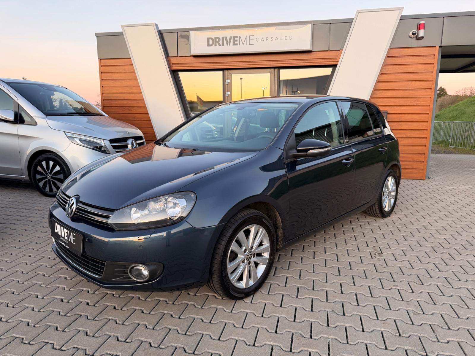 Volkswagen Golf VI Style KLIMAAUTO TEMPOMAT SHZ PDC VO+HI