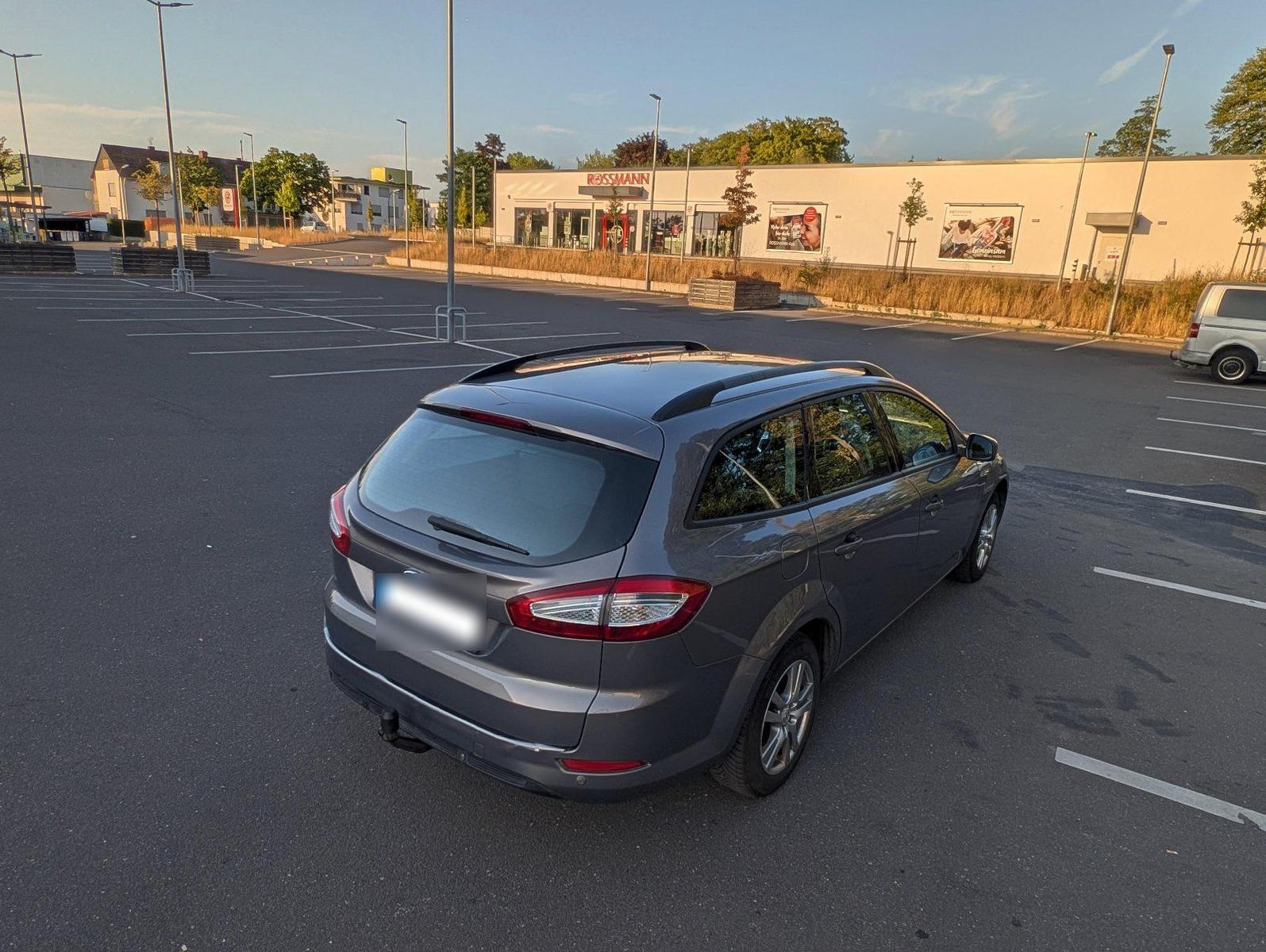 Ford Mondeo 2011 — photo 6