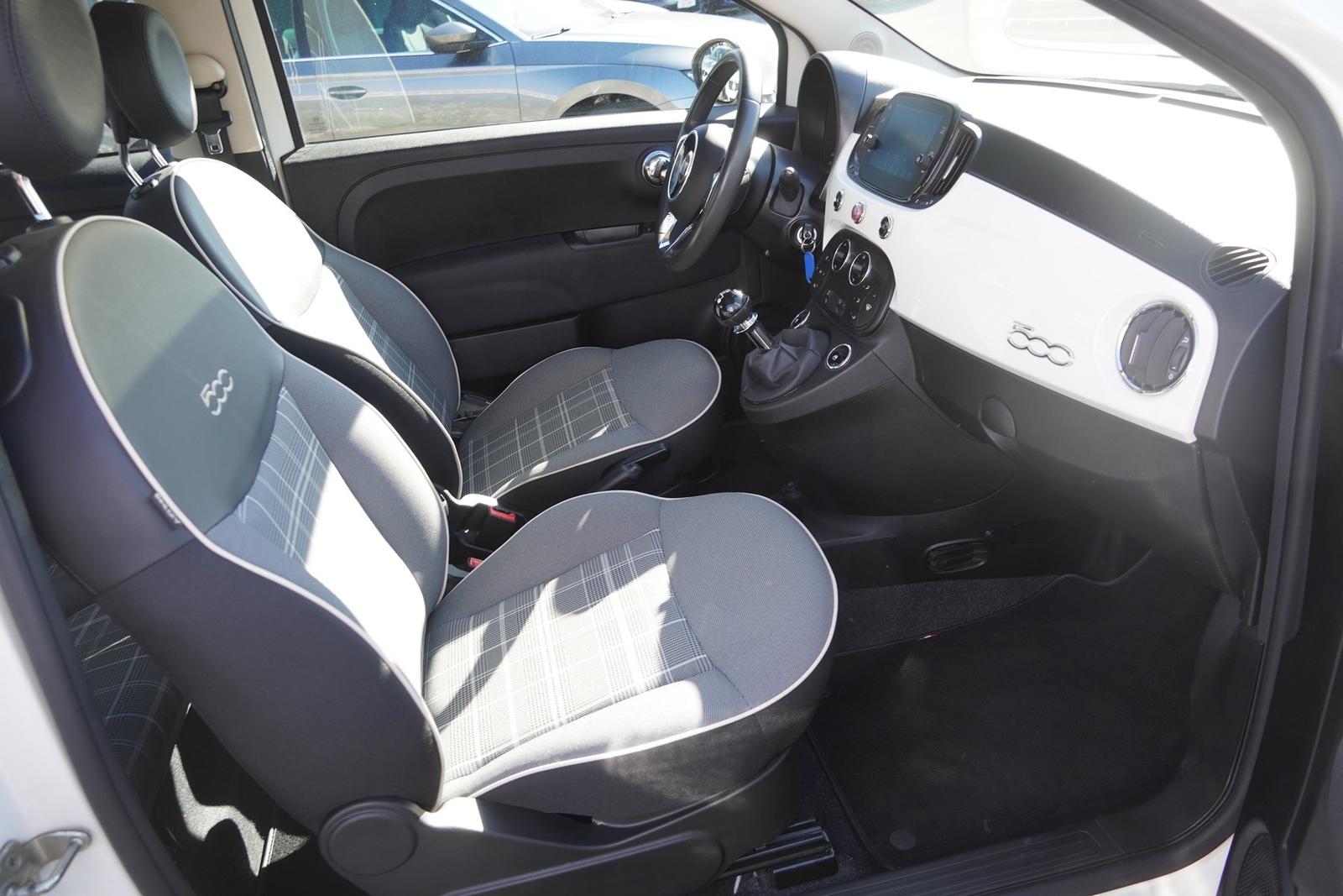 Fiat 500 0.9 Lounge Bi-Xenon Tempomat PDC Klimaaut.