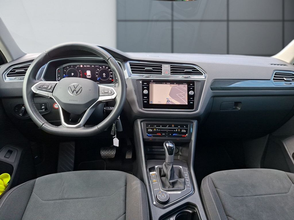Tiguan 2.0 TSI Elegance 4Motion *DSG*STANDH*AHK*