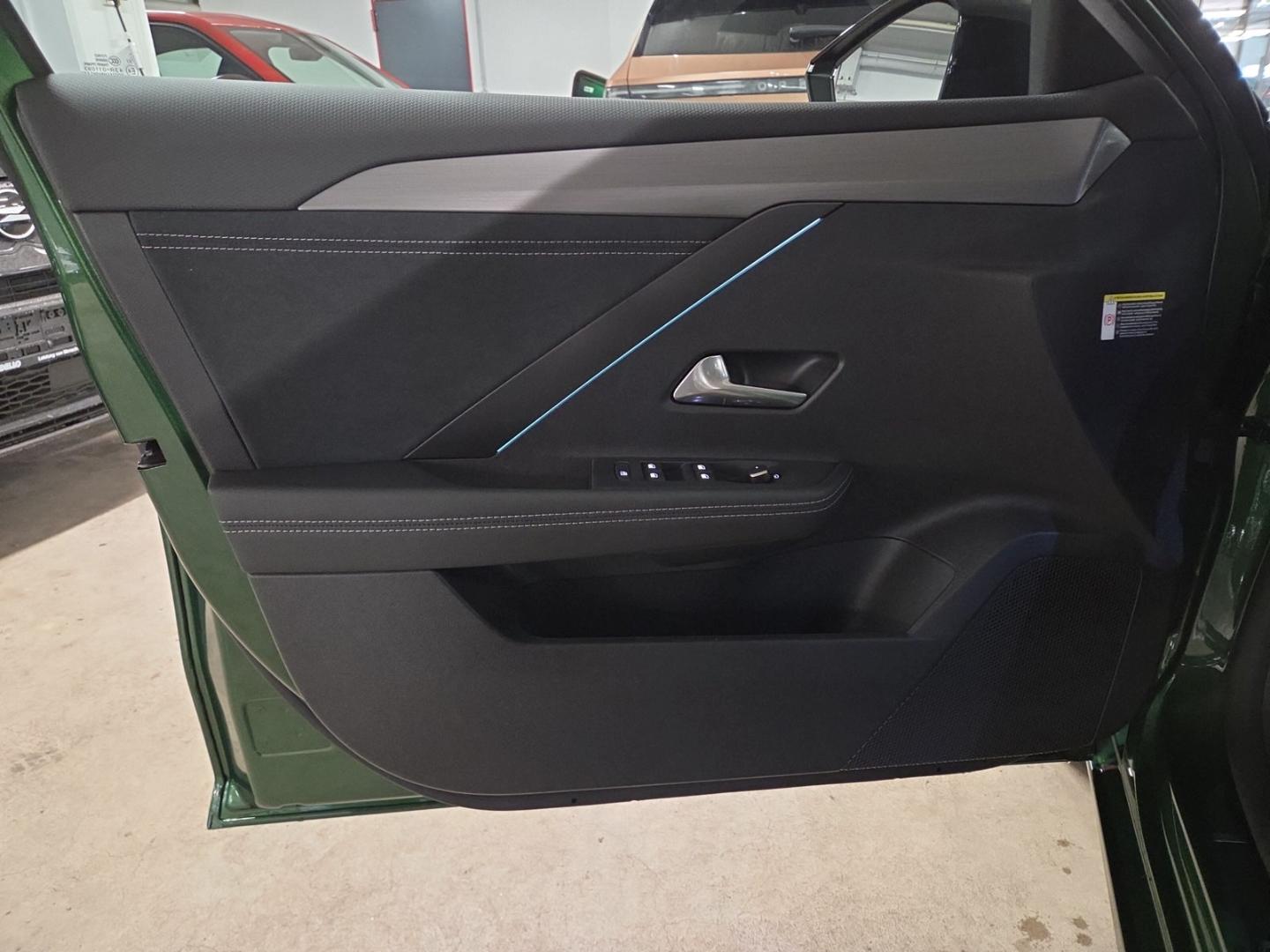 Opel Astra Electric Ultimate Sports Tourer HUD AHK-ab
