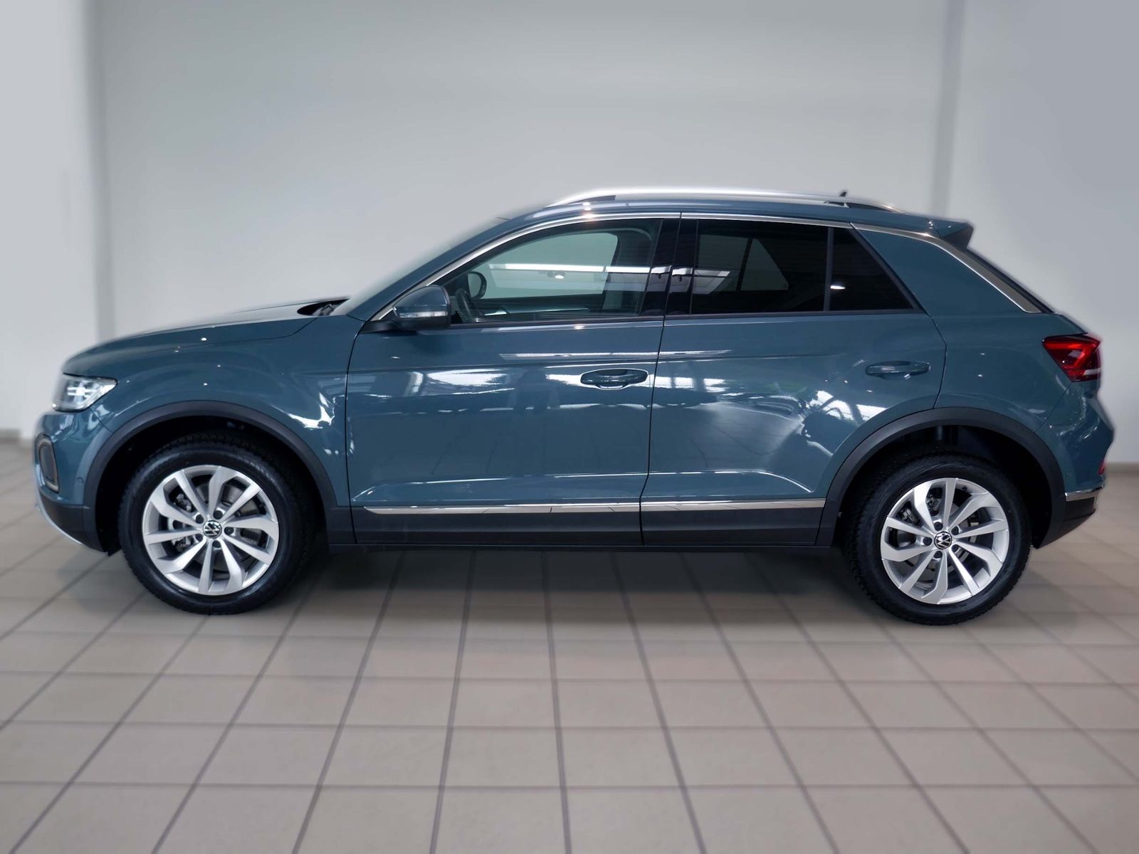 Fahrzeugabbildung Volkswagen T-Roc Style 2.0 TDI DSG | LED RFK ACC
