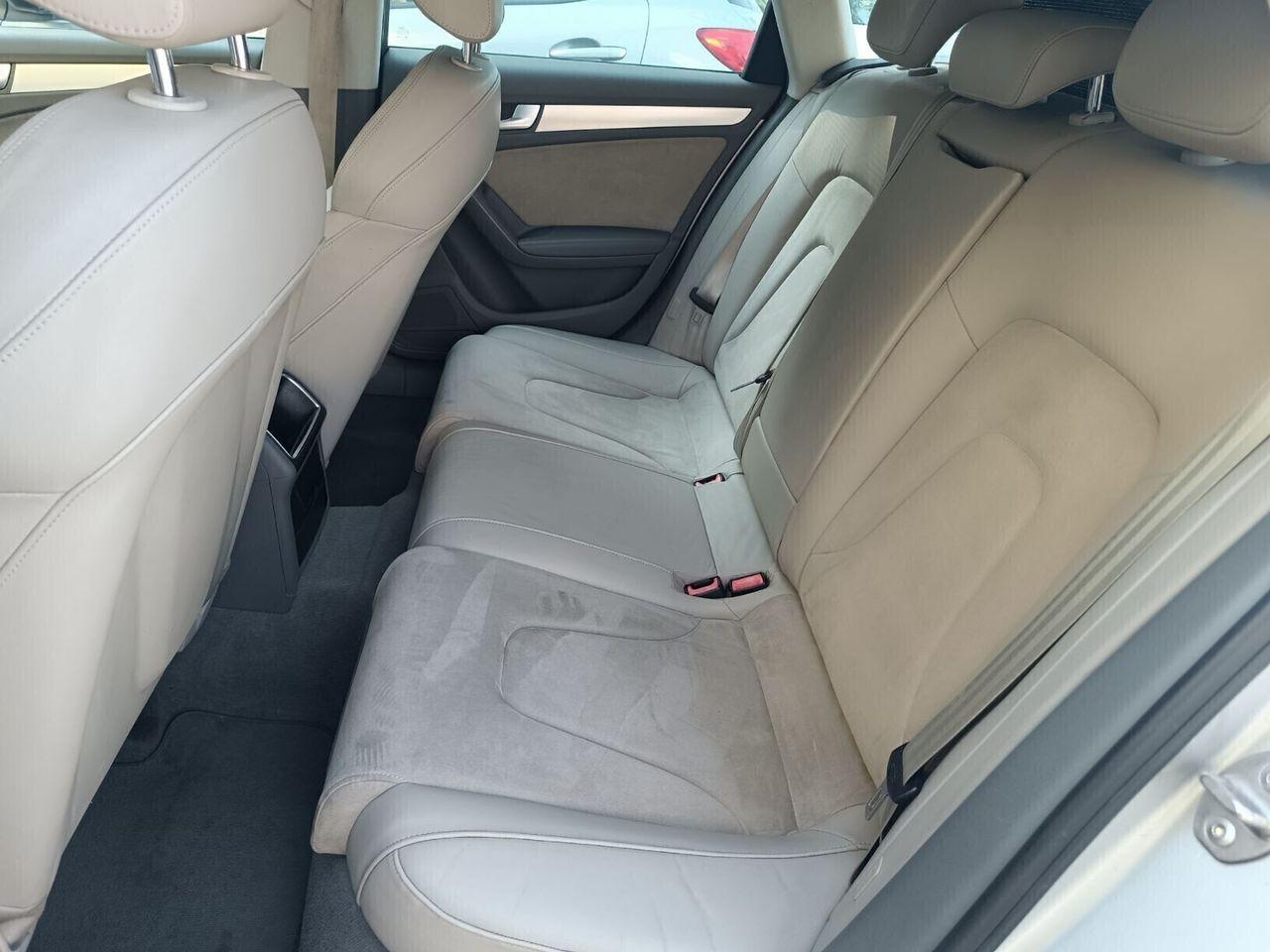 Audi A4 2009 — photo 14