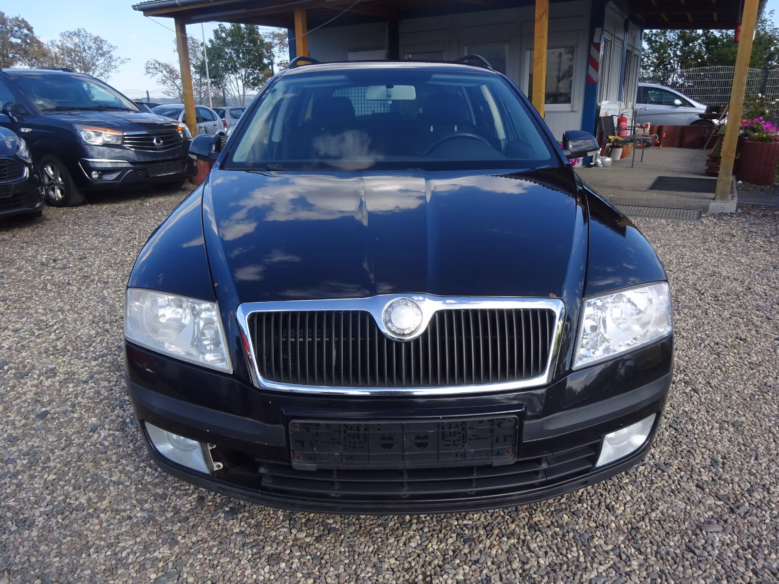 Skoda Octavia 2008 — rear view