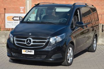 Mercedes V 220 - 1