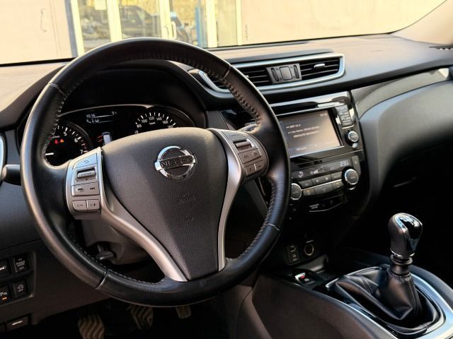 Fahrzeugabbildung Nissan X-Trail 1.6 DIG-T N-Connecta*Style+Safety*8fach