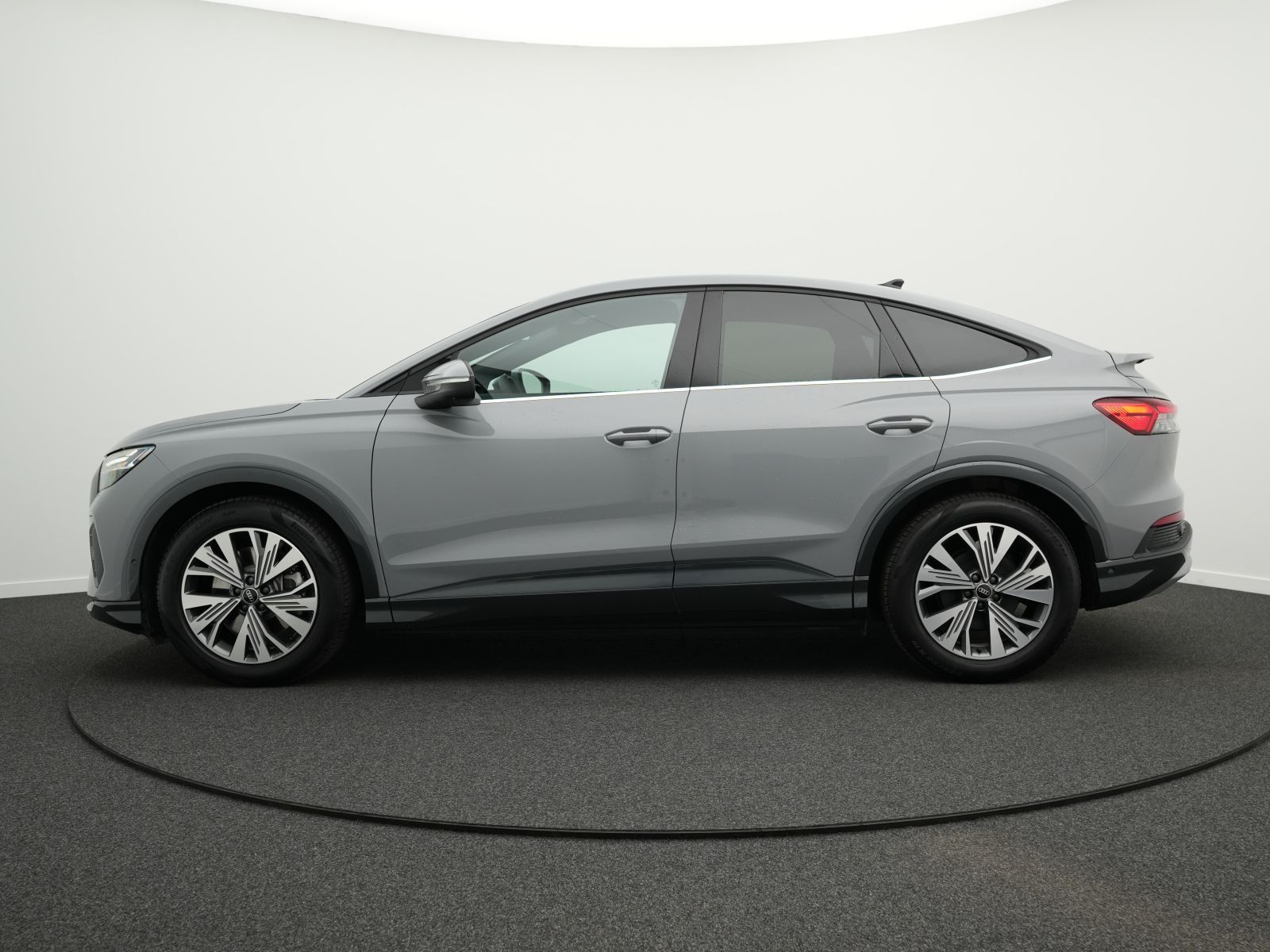 Audi Q4 e-tron - Bild 15