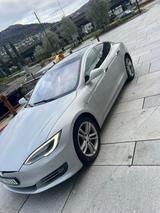Tesla Model S 90D - - Tesla Model S in Essen