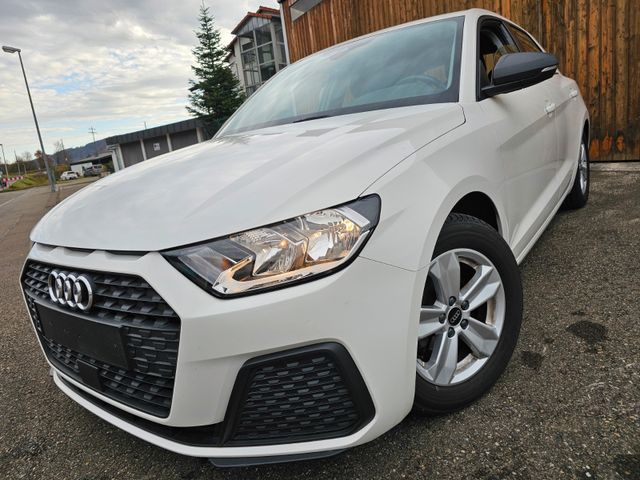 Audi A1 Sportback 25 TFSI/VirtualTacho/Assist/DAB/