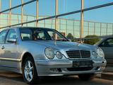 Mercedes-Benz E 240 ELEGANCE AUT Leder Klima - gebrauchte Mercedes-Benz E-Klasse aus dem Jahr 2001
