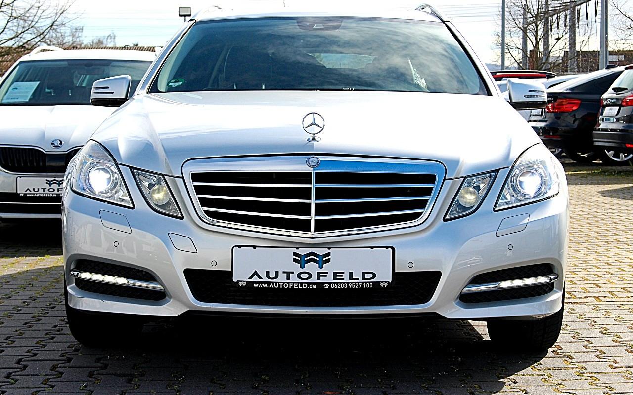 Mercedes-Benz E 200 T AVANTGARDE/SHEFT/BI XENON/AHK/8FACH/BT/