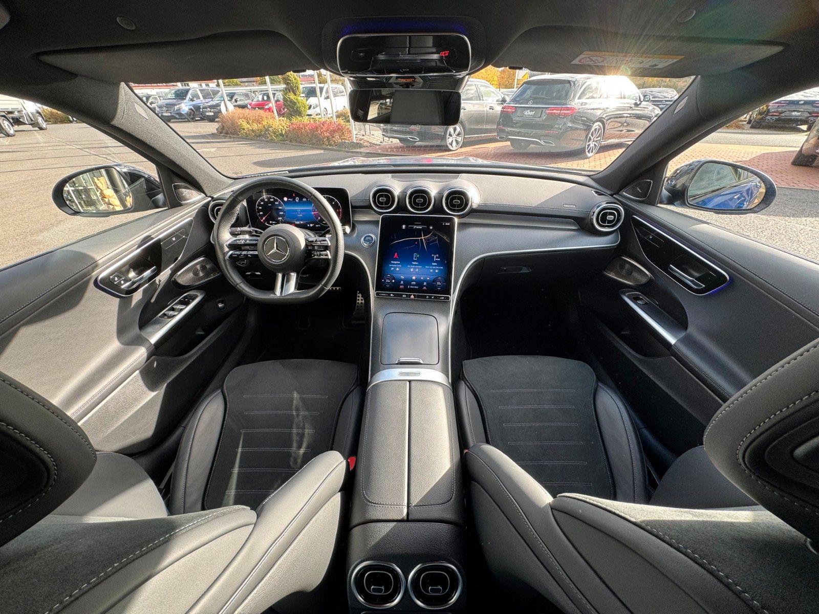 Fahrzeugabbildung Mercedes-Benz C 300d AMG+Burmester+Distr+Digital+360+