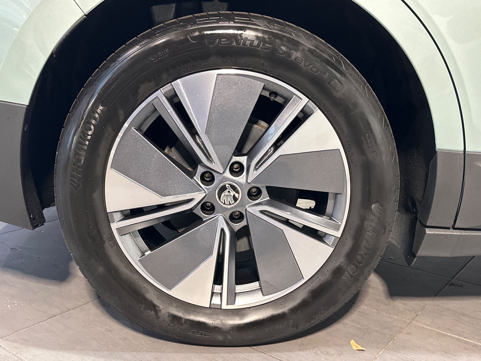 Skoda Enyaq iV 80x Lodge NAV+LED+KAMERA+ACC+KEYLESS imagem 3