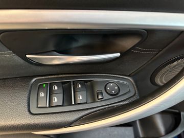 BMW 330 e Lim. iPerformance Sport Line *2. Hand*LED*