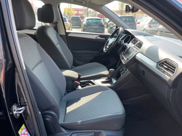 Volkswagen Tiguan - 9