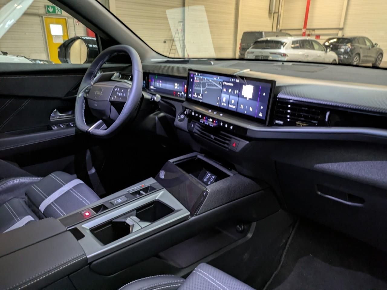 Fahrzeugabbildung Opel Grandland 1.2 Turbo GS MildHybrid 107KW AT